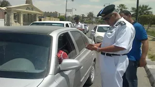 لعدم تركيب الملصق.. سحب 666 رخصة قيادة في 24 ساعة