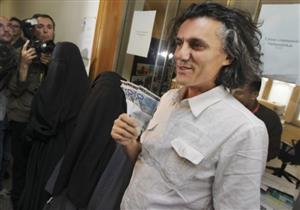 رجل أعمال يدفع 278 ألف دولار غرامات ارتداء النقاب في فرنسا