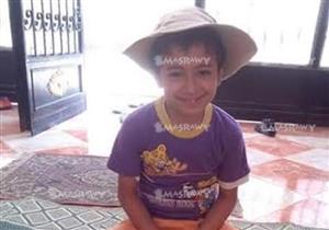 مصدر: قاتل الطفل أنس اختطفه بعد "حصة القرآن".. ودفنه حيًا محتضنا "المصحف" 