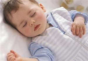4 حيل سهلة لينام الطفل في ثوانِ معدوة.. جربها