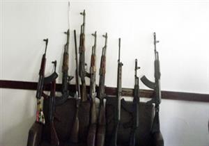 "كشفهم فيديو على فيسبوك".. "جرينوف وأسلحة آلية" في حيازة 16 شخصًا بسوهاج