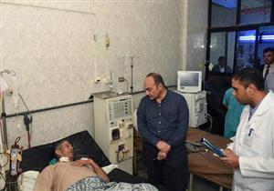 بالصور- زيارة مفاجئة لمحافظ الإسكندرية بمستشفى أبو قير العام 