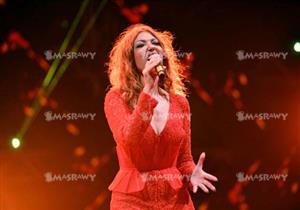 بالصور - سميرة سعيد تبهر الجمهور في حفل "السخنة"