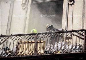 بالصور.. نشوب حريق في إحدى المباني القديمة بالفجالة