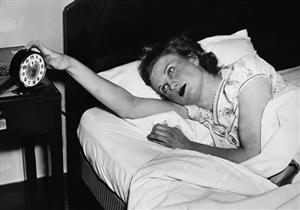 بالصور.. قبل اختراع المنبه.. هكذا كان يستيقظ الناس في الماضي!