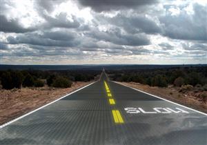 فرنسا تنشئ أول طريق للسيارات في العالم من الخلايا الشمسية