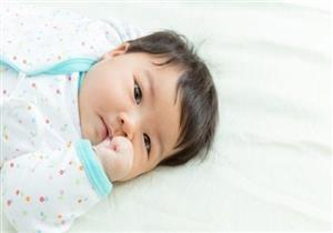 الأطفال "يتذكرون اللغة" التي اعتادوا سماعها في الأشهر الأولى بعد الولادة