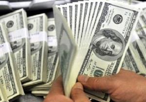 لماذا سجل الدولار الأمريكي أسوأ بداية عام في آخر 30 سنة؟