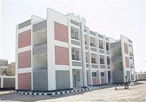 4 أشخاص يسرقون 59 شباك "ألوميتال" من مدرسة بالإسكندرية