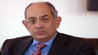 هل هناك عملة بديلة للدولار؟ بطرس غالي يجيب