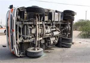 مصرع 2 وإصابة 16 في إنقلاب سيارة بصحراوي بني سويف