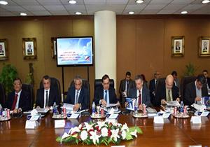 وزير البترول يوجه شركات القطاع بالمتابعة الدقيقة لبرنامج ترشيد الإنفاق