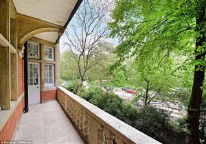 بالصور- ثري عربي يشتري شقة له وأخرى لموظفيه في لندن..أناقة بملايين الدولارات