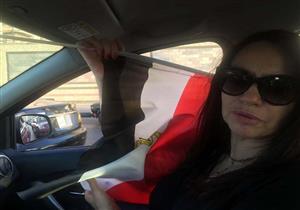 بالصور- كواليس جولة النجمة الفرنسية بياتريس دال في الإسكندرية