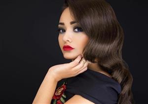 مؤلف "أول كل حاجة" يكشف حقيقة ارتباطه بالفنانة رندا البحيري