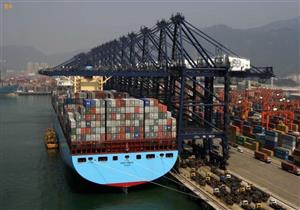 وصول وسفر 2797 راكبا بموانئ البحر اﻷحمر وتداول 356 شاحنة