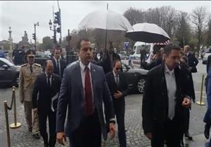 صحف الثلاثاء: السيسي يلتقي ماكرون للمرة الأولى ويوقع 17 اتفاقية جديدة