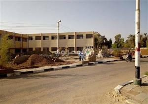 مصرع طالب أسيوط يثير الجدل حول صيانة المدارس.. وخبيران: فضح تقارير "كله تمام"