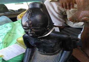 ضبط 9 تماثيل يشتبه في أثريتها بحوزة عامل زراعي بالبحيرة