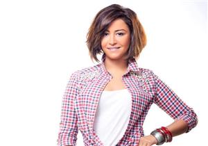 منة شلبي تبعث رسالة لمخرجة "واحة الغروب" بعد فوزه بجوائز جديدة