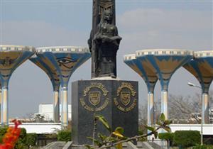 إخلاء سبيل مدير مدرسة بالسويس اتهمته منى البرنس بالسب والقذف