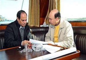 الرئيس السيسي يصدر قرارا جمهوريا بمد خدمة مهاب مميش لمدة عام