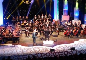 ياسر سليمان يغني لصالح عبدالحي ومحمد رشدي في "الموسيقى العربية"