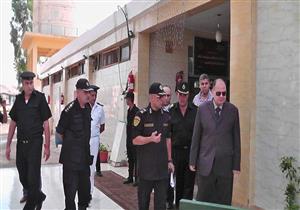 في أولى جولاته.. مدير أمن الجيزة يتفقد قسمي الهرم والطالبية ومعسكر قوات الأمن