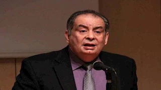 بث مباشر للرد عليهما.. يوسف زيدان يتوعد عمرو أديب وفاروق جويدة