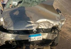 إصابة سائق نتيجة اصطدام سيارته بالرصيف في طريق النصر