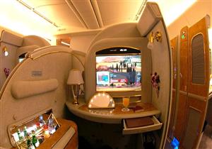 بالصور- الدرجة الأولى الجديدة في خطوط الإمارات..وسائل ترفيه خيالية