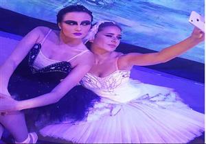 من قلب بحيرة البجع.. بشرى تهنئ نيللي كريم بعيد ميلادها