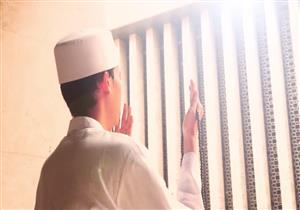 بالتكرار والتنوين.. الشيخ علي جمعة يوضح طريقة الدعاء الصحيحة