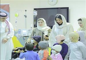 لجين عمران تزور مركز الملك فهد لأورام الأطفال