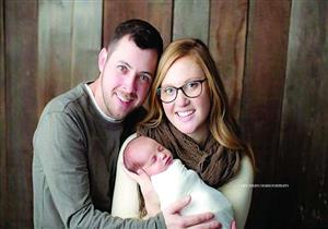 أمريكية عمرها 26 سنة تنجب جنيناً عمره 24 .. تعرف على قصتها