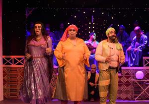 بالصور- رئيس البيت الفني للمسرح يفتتح "السيرة الهلامية" على مسرح الطليعة