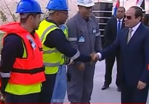 لهذا السبب السيسي يوقف موكبه أثناء تفقده كوبري الشهيد منسى -فيديو 