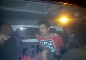 لمحاولتهما خطف طفلة.. أهالي يلقنون عاطلين "علقة ساخنة" في المحلة