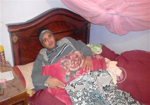 جراحة تُعيد له الحياة.. حادثتين تكسران العمود الفقري لنجار مسلح بكفر الشيخ - صور وفيديو