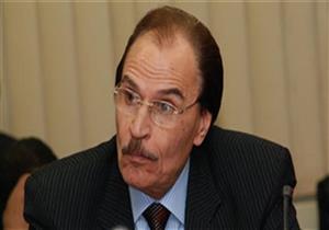 عزت العلايلى يبدأ تصوير "تراب الماس" يناير القادم