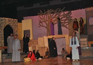 بالصور.. "الواغش" عرض على مسرح جامعة المنيا  