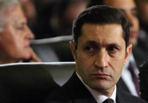 علاء مبارك ردًا على مغرد استفزه: حضرتك خوفتني جدًا بصراحة وخليك في غربتك