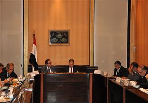 وزيرا الصحة والاتصالات يبحثان ميكنة الخدمات بقانون التأمين الصحي