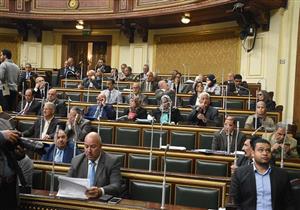 هرج ومرج بمجلس النواب بعد إنهاء "عبدالعال" مناقشة بيان الحكومة  