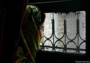 مغربيات يكسرن الصمت عن مآسٍ ترتكب في كنف التستّر