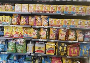 تعرف على أسعار أطعمة القطط والكلاب من الأرخص إلى الأغلى