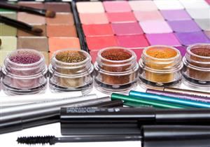 هل هناك علاقة بين مستحضرات التجميل والسرطان؟.. محمد الشبراوي يجيب