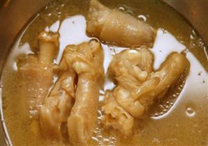 هذا ما سيحدث لجسمك إذا تناولت "شوربة الكوارع"