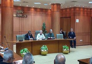 محافظ بورسعيد: "شوادر" لبيع محاصيل "سهل الطينة" بأسعار مخفضة (صور)