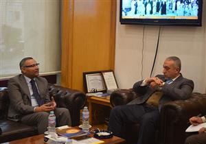 غرفة القاهرة تبحث مع سفارة باكستان جذب استثمارات جديدة لمصر